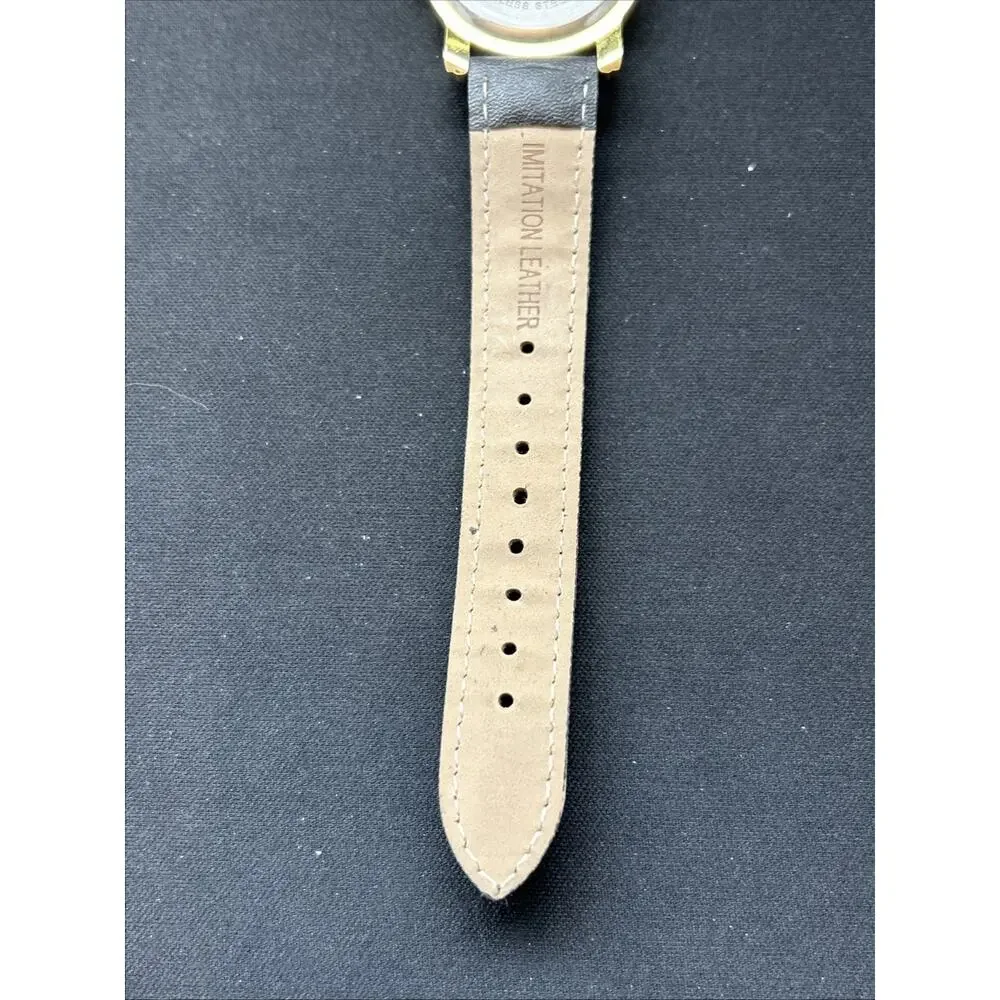 Unbranded gold tone